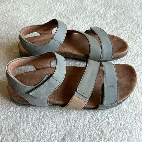 Earth Origins‎ Comfort Sandals Orlene Blue Leather Hook & Loop Strap women’s 10 - Picture 2 of 8